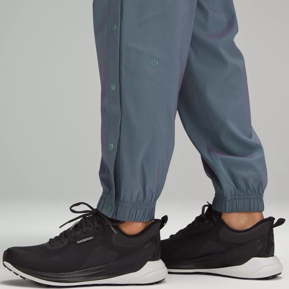 Lululemon Iridescent Tearaway Mid Rise Track Pant Tidewater Teal Purple 12 NWT - Picture 3 of 12